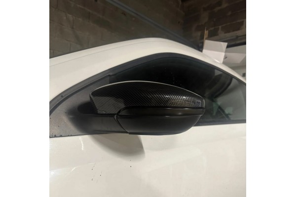 Динамічні Led поворотники в дзеркало VW PASSAT B7/CC, JETTA 6, Фольксваген Пасат Б7 2010 - 2015