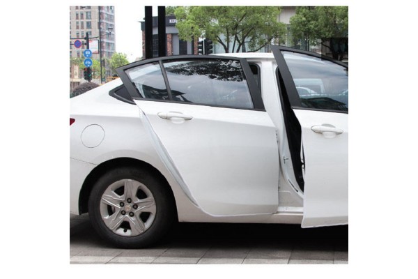 Захист краю дверей капоту та багажника автомобіля ​​(торцевий молдинг) білий