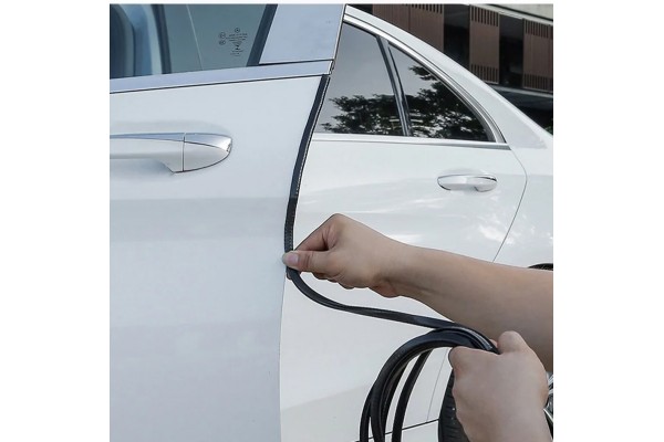 Захист краю дверей капоту та багажника автомобіля ​​(торцевий молдинг) чорний