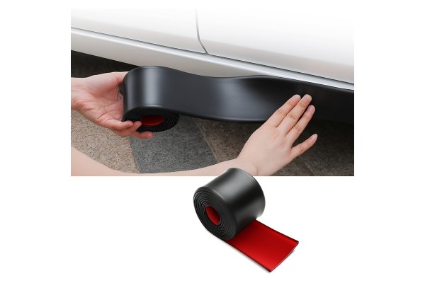 Захисний автомобільний молдинг для нижньої частини порогів