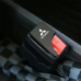 Заглушки у ремені безпеки з логотипом Mitsubishi
