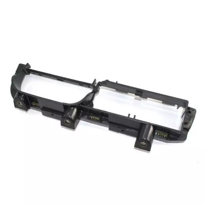 Рамка ручки (Кріплення ручки ) двері лівою VW Golf IV Bora Рамка ручки (Кріплення ручки ) двері лівою VW Golf IV Bora